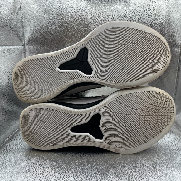 RARE 🚀 Size 11 Nike Kobe AD TB Promo Mens White Black Running Shoes 942521-001 - Picture 10 of 11